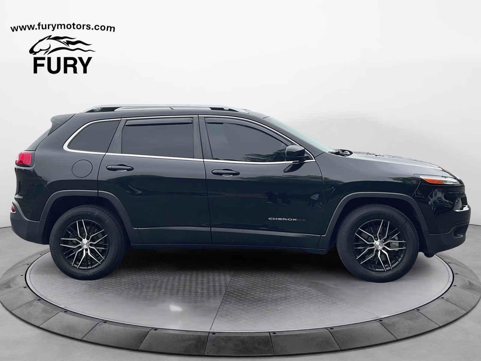Used 2015 Jeep Cherokee Latitude with VIN 1C4PJMCB6FW795240 for sale in South Saint Paul, Minnesota
