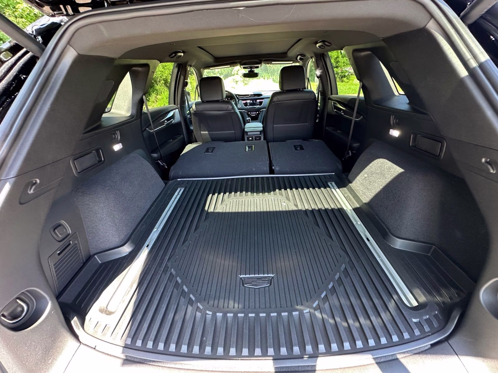 2025 Midnight Sky Metallic Cadillac XT5 Sport AWD SUV