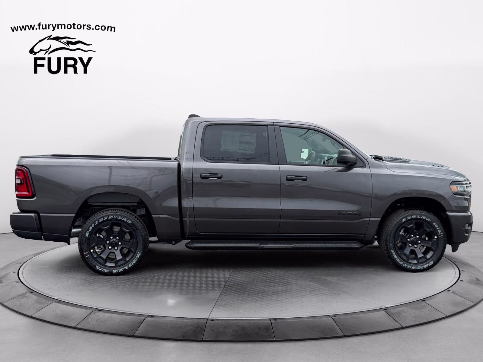 2026 Diamond Black Crystal Pearlcoat Ram 1500 Express 4X4 Truck