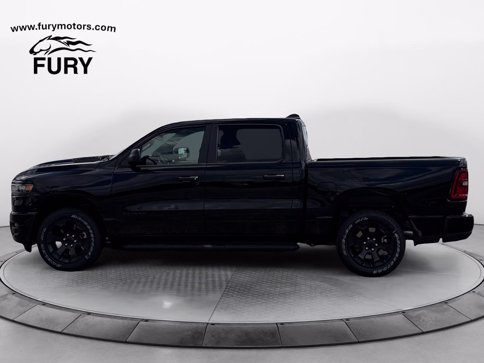 2026 Diamond Black Crystal Pearlcoat Ram 1500 Express 4X4 Truck