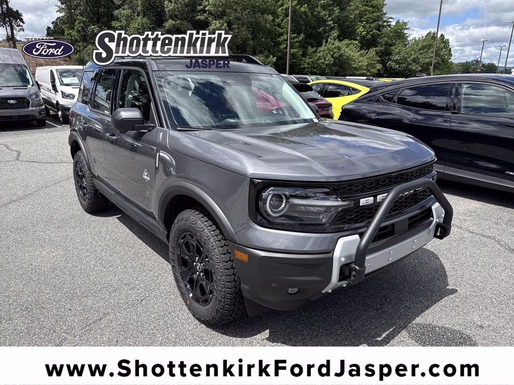 2026 Gray Metallic Ford Bronco Sport Outer Banks 4X4 SUV