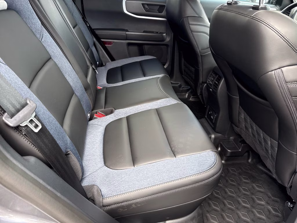 2026 Gray Metallic Ford Bronco Sport Outer Banks 4X4 SUV