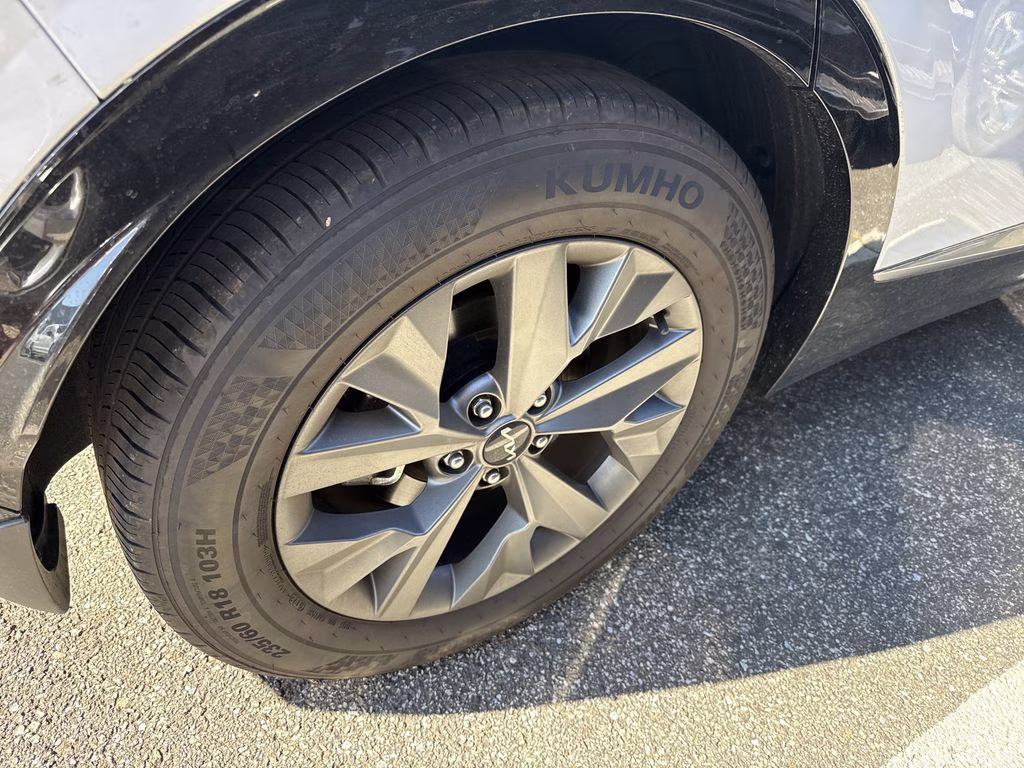 2024 Glacial White Pearl Kia Sportage SX FWD SUV