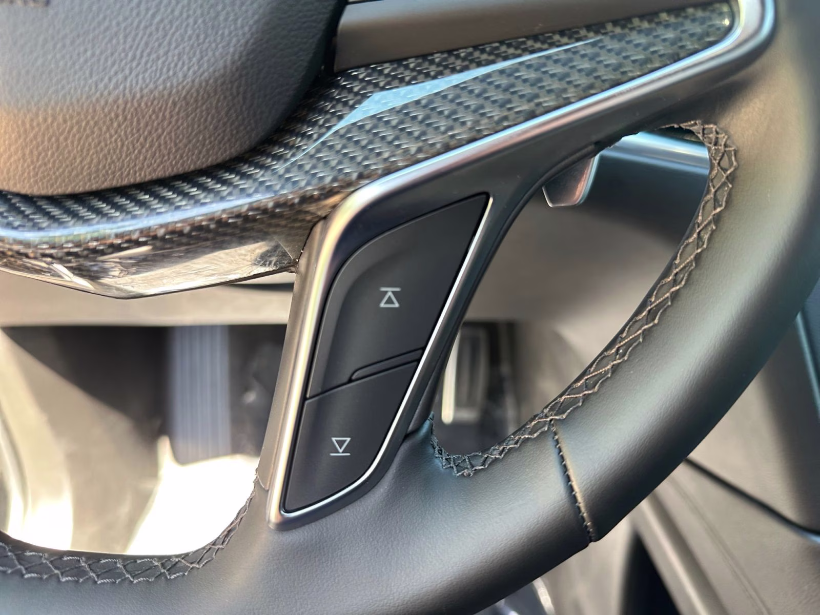 2025 Midnight Sky Metallic Cadillac XT5 Sport AWD SUV