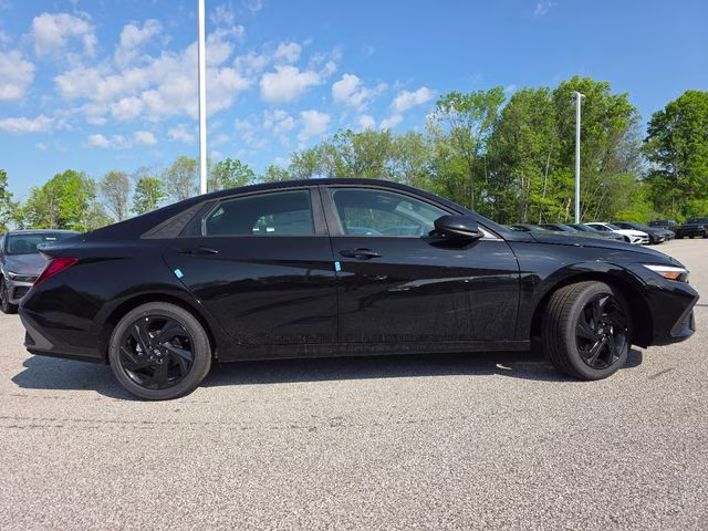 2026 Abyss Black Hyundai Elantra SEL Sport FWD Sedan
