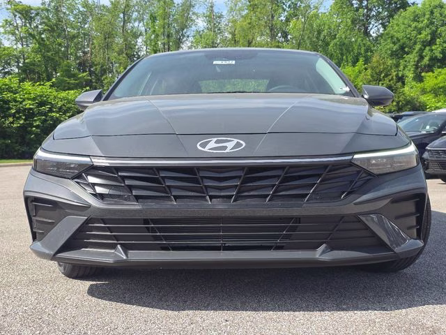2026 Ecotronic Gray Hyundai Elantra SE FWD Sedan