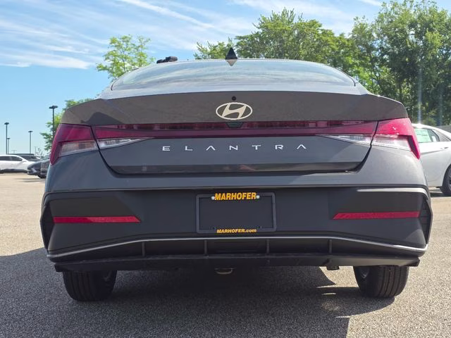 2026 Ecotronic Gray Hyundai Elantra SE FWD Sedan
