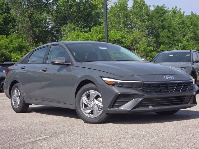 2026 Ecotronic Gray Hyundai Elantra SE FWD Sedan