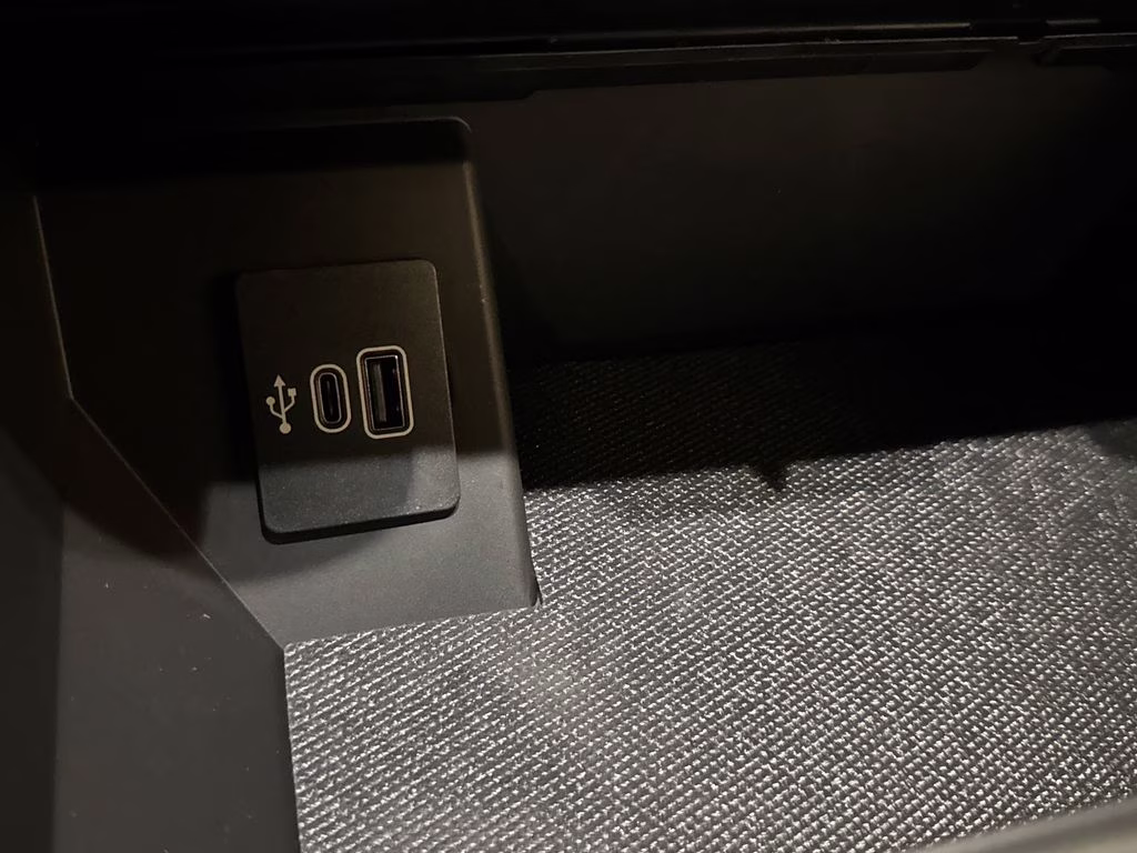 2026 Avalanche Ford F-150 Lariat 4X4 Truck
