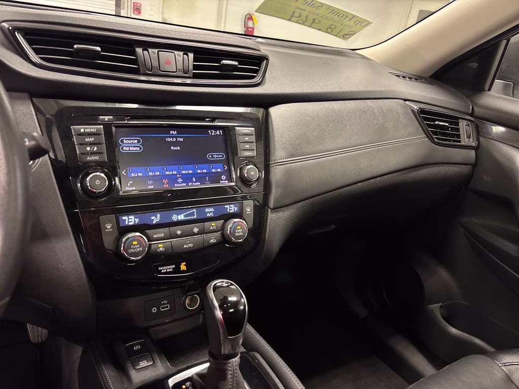 2019 Brilliant Silver Metallic Nissan Rogue SL AWD SUV