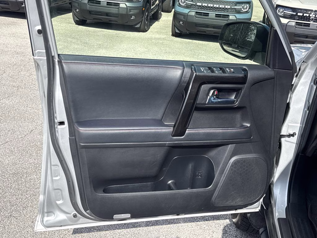 2021 Classic Silver Metallic Toyota 4Runner Venture 4X4 SUV