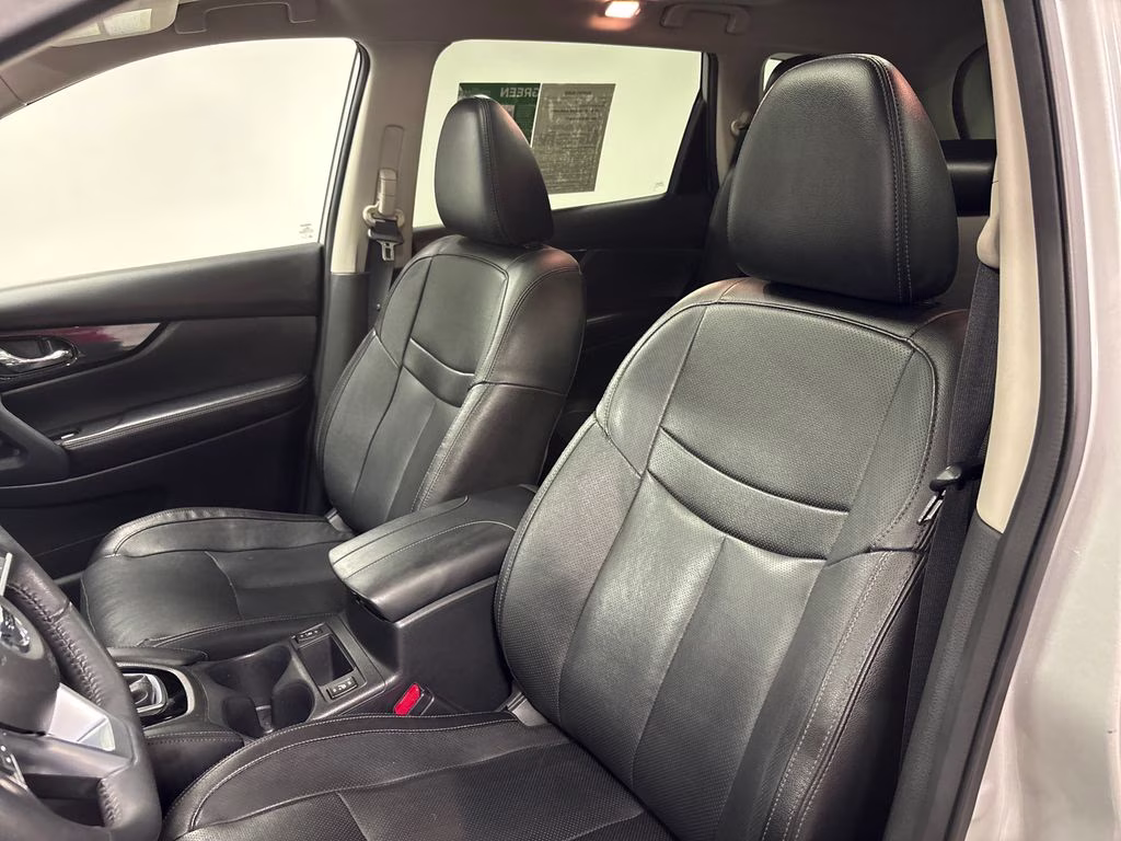 2019 Brilliant Silver Metallic Nissan Rogue SL AWD SUV