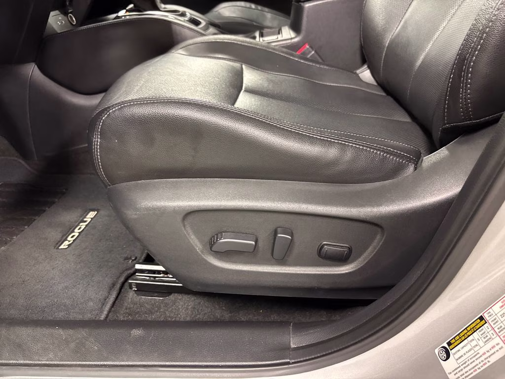 2019 Brilliant Silver Metallic Nissan Rogue SL AWD SUV