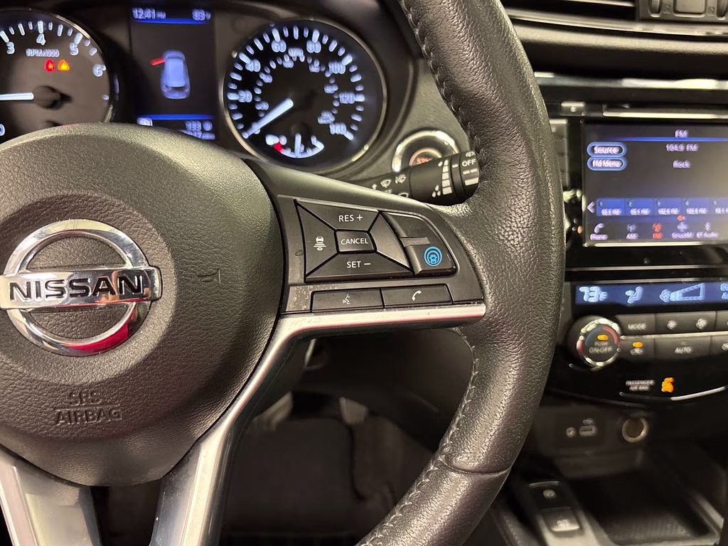 2019 Brilliant Silver Metallic Nissan Rogue SL AWD SUV