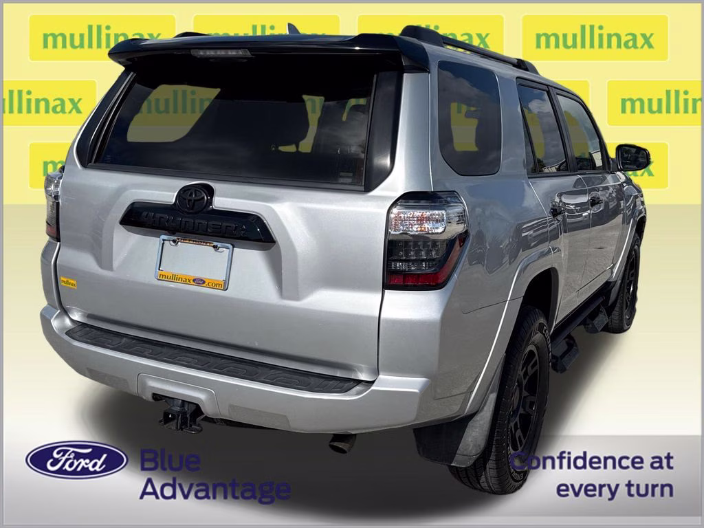 2021 Classic Silver Metallic Toyota 4Runner Venture 4X4 SUV