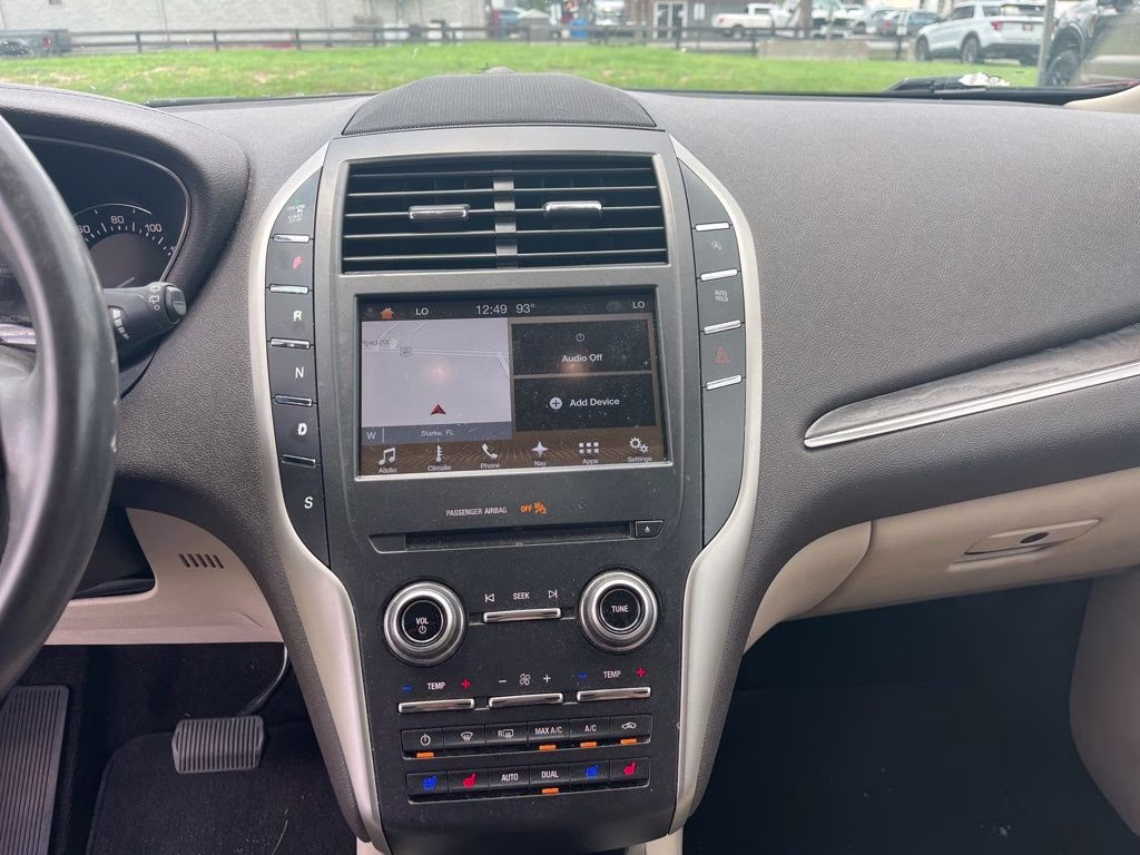 2017 Ruby Red Metallic Lincoln MKC Reserve FWD SUV