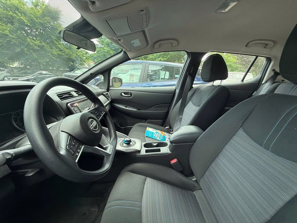 2024 Brilliant Silver Metallic Nissan LEAF S FWD Hatchback