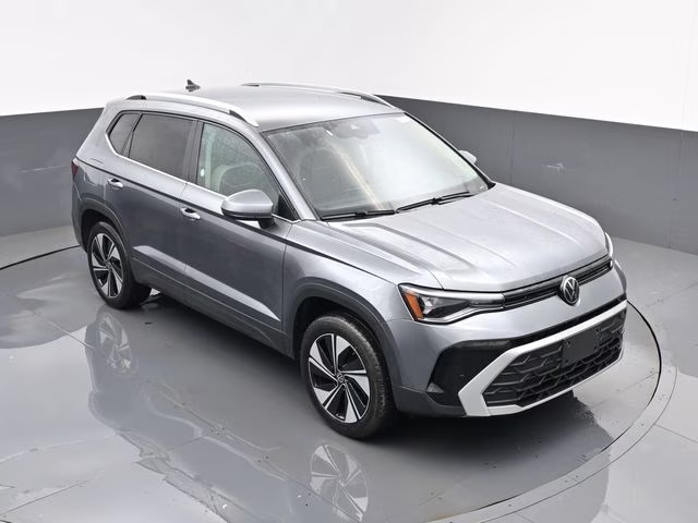 2025 Silver Volkswagen Taos 1.5T SE AWD SUV