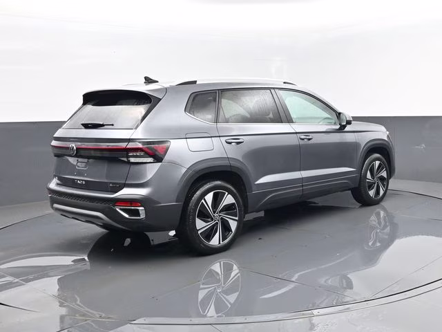 2025 Silver Volkswagen Taos 1.5T SE AWD SUV