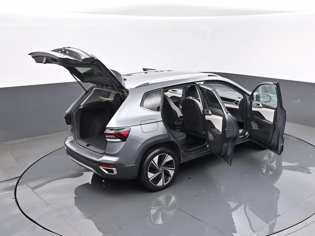 2025 Silver Volkswagen Taos 1.5T SE AWD SUV