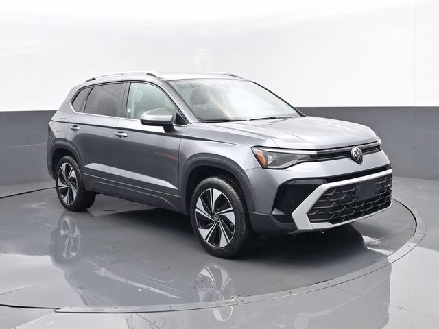2025 Silver Volkswagen Taos 1.5T SE AWD SUV