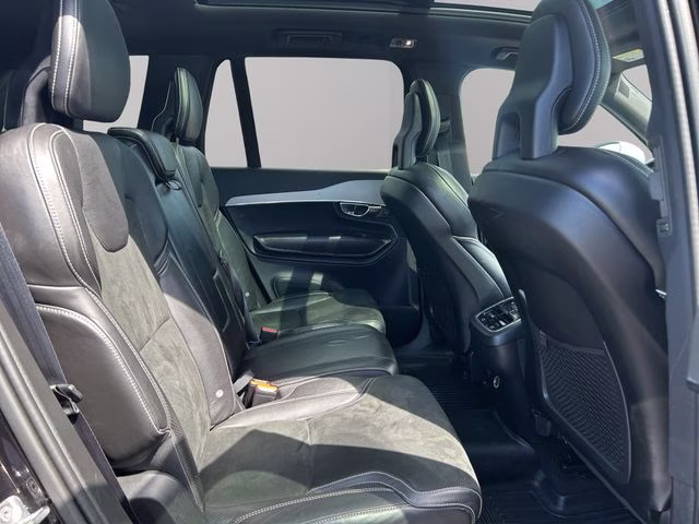 2016 Onyx Black Metallic Volvo XC90 T6 R-Design AWD SUV
