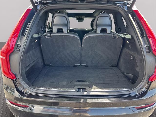 2016 Onyx Black Metallic Volvo XC90 T6 R-Design AWD SUV