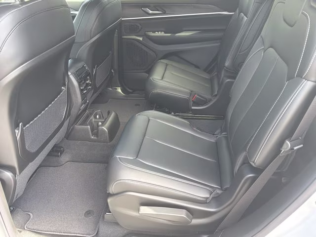 2026 Bright White Clearcoat Jeep Grand Cherokee L Limited RWD SUV