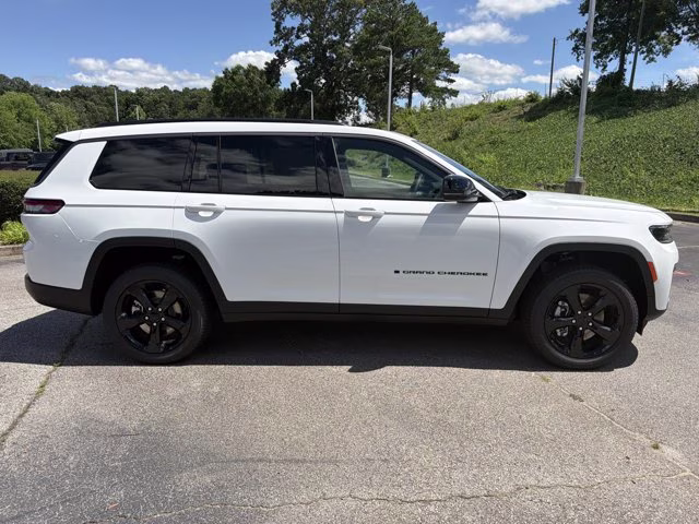 2026 Bright White Clearcoat Jeep Grand Cherokee L Limited RWD SUV
