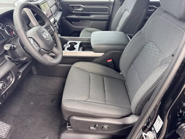 2026 Diamond Black Crystal Pearlcoat Ram 1500 Big Horn RWD Truck