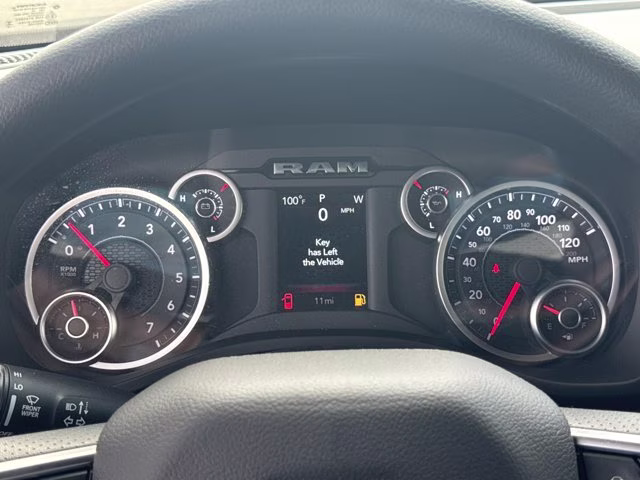 2026 Diamond Black Crystal Pearlcoat Ram 1500 Express RWD Truck