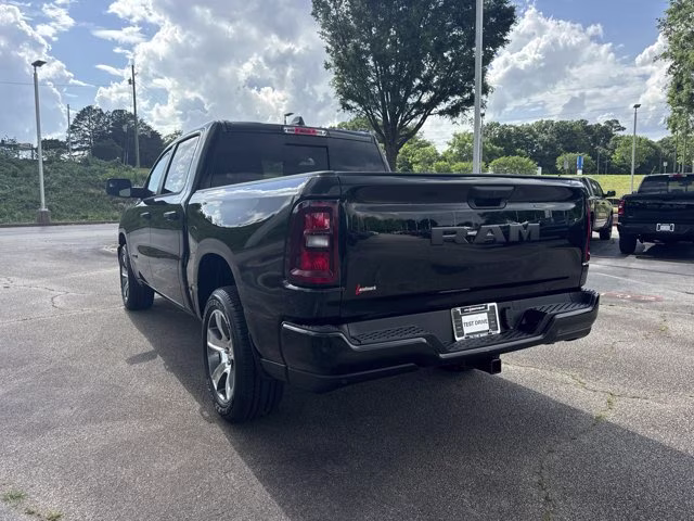 2026 Diamond Black Crystal Pearlcoat Ram 1500 Express RWD Truck