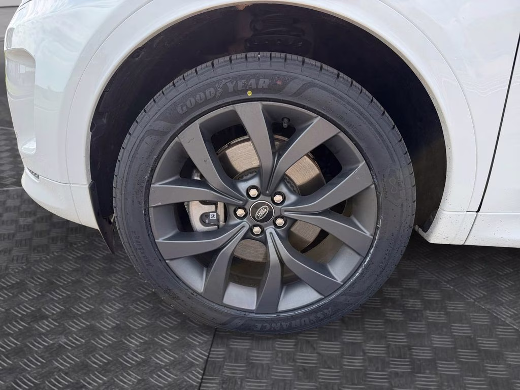 2023 White Land Rover Discovery Sport SE R-Dynamic AWD SUV