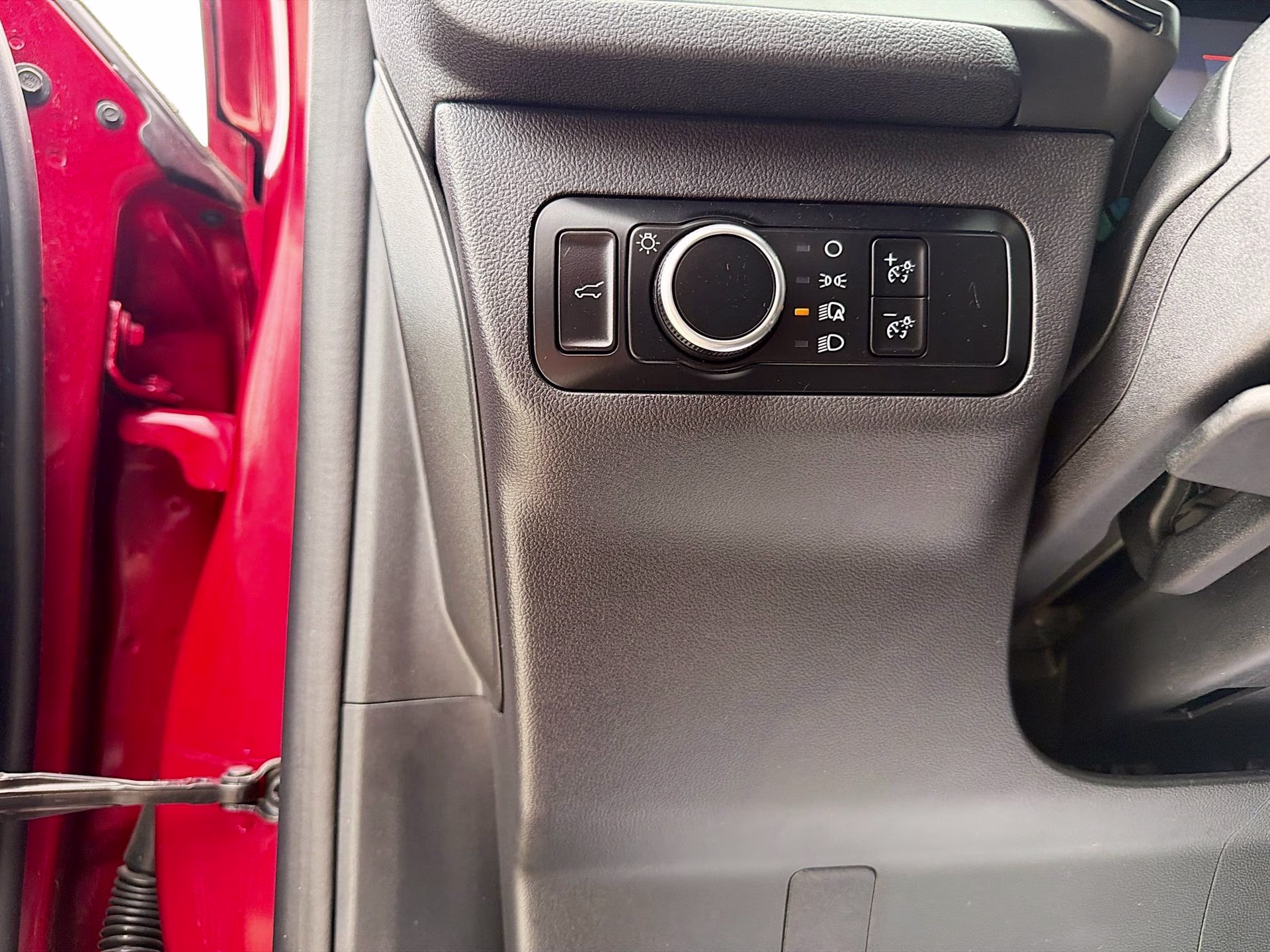 2024 Rapid Red Metallic Tinted Clearcoat Ford Escape ST-Line FWD SUV