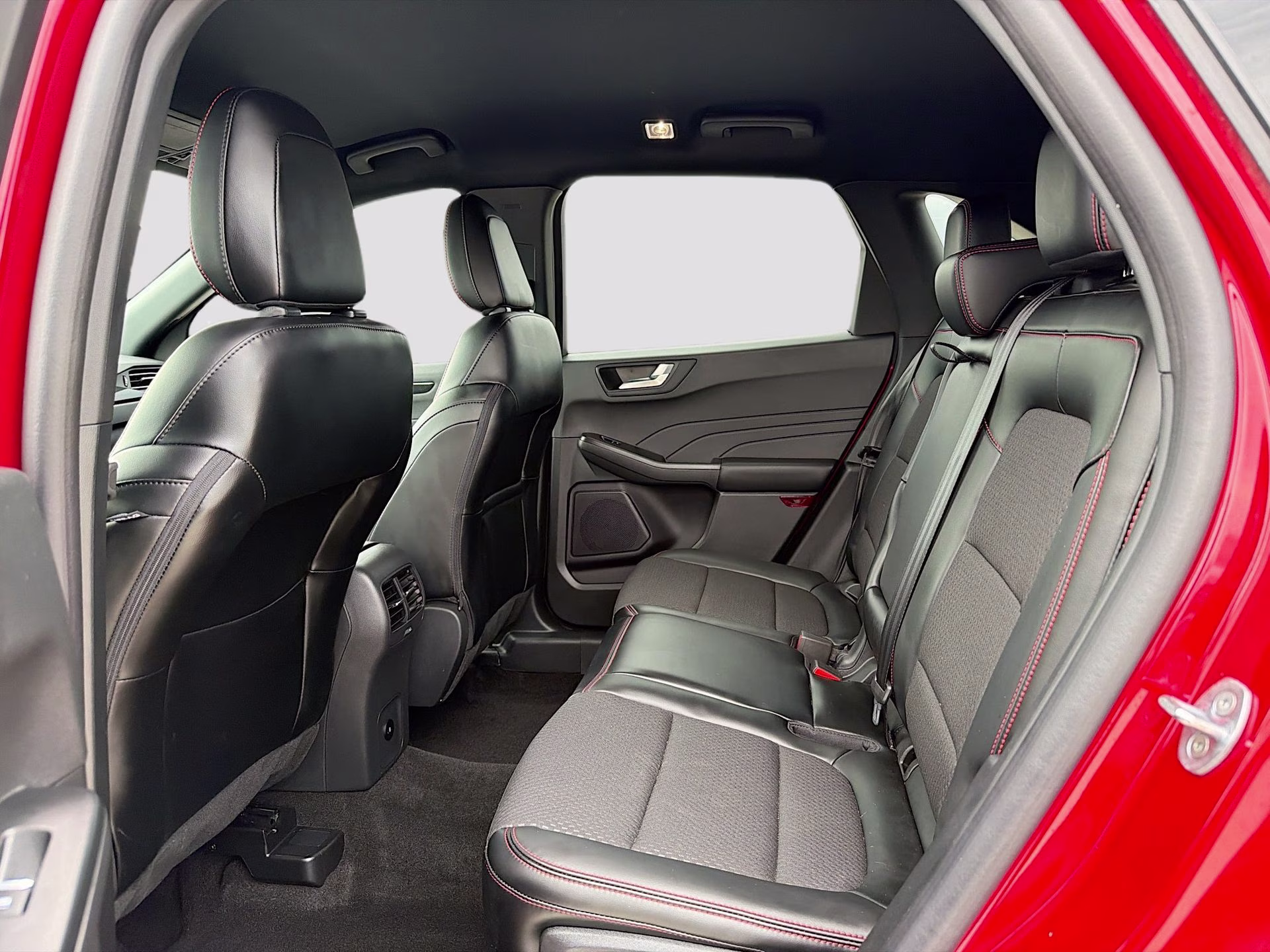2024 Rapid Red Metallic Tinted Clearcoat Ford Escape ST-Line FWD SUV