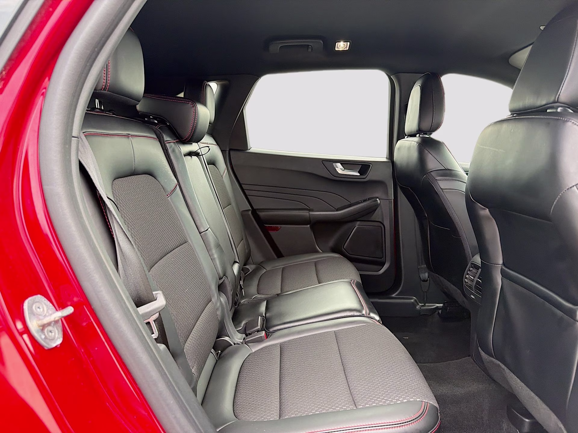 2024 Rapid Red Metallic Tinted Clearcoat Ford Escape ST-Line FWD SUV