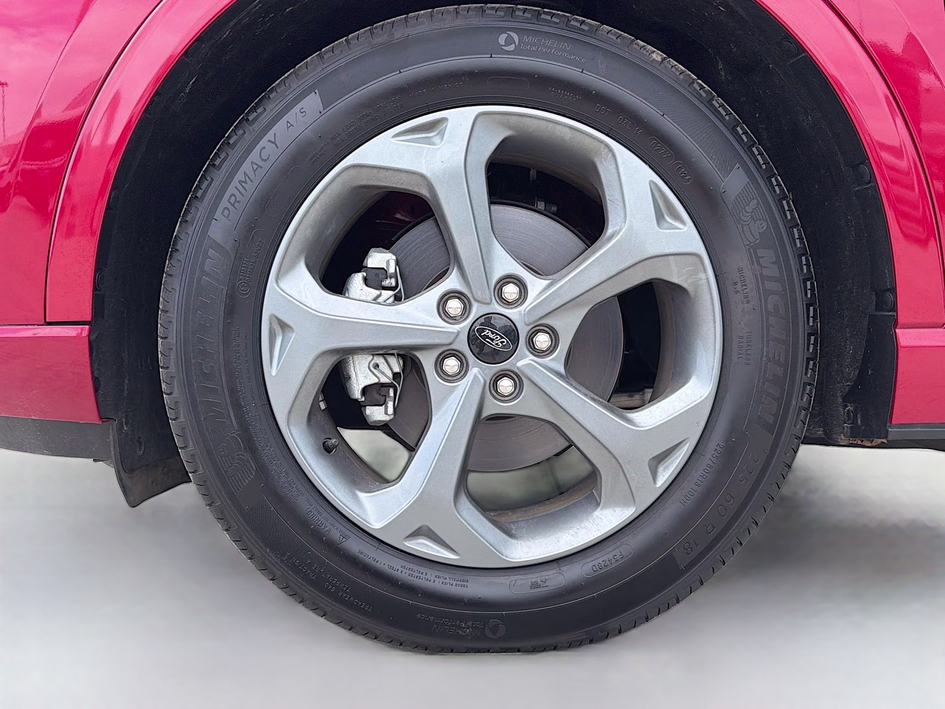 2024 Rapid Red Metallic Tinted Clearcoat Ford Escape ST-Line FWD SUV