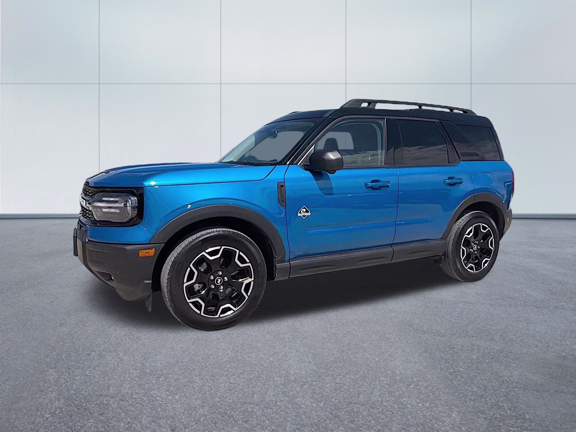 2025 Velocity Blue Metallic Ford Bronco Sport Outer Banks 4X4 SUV