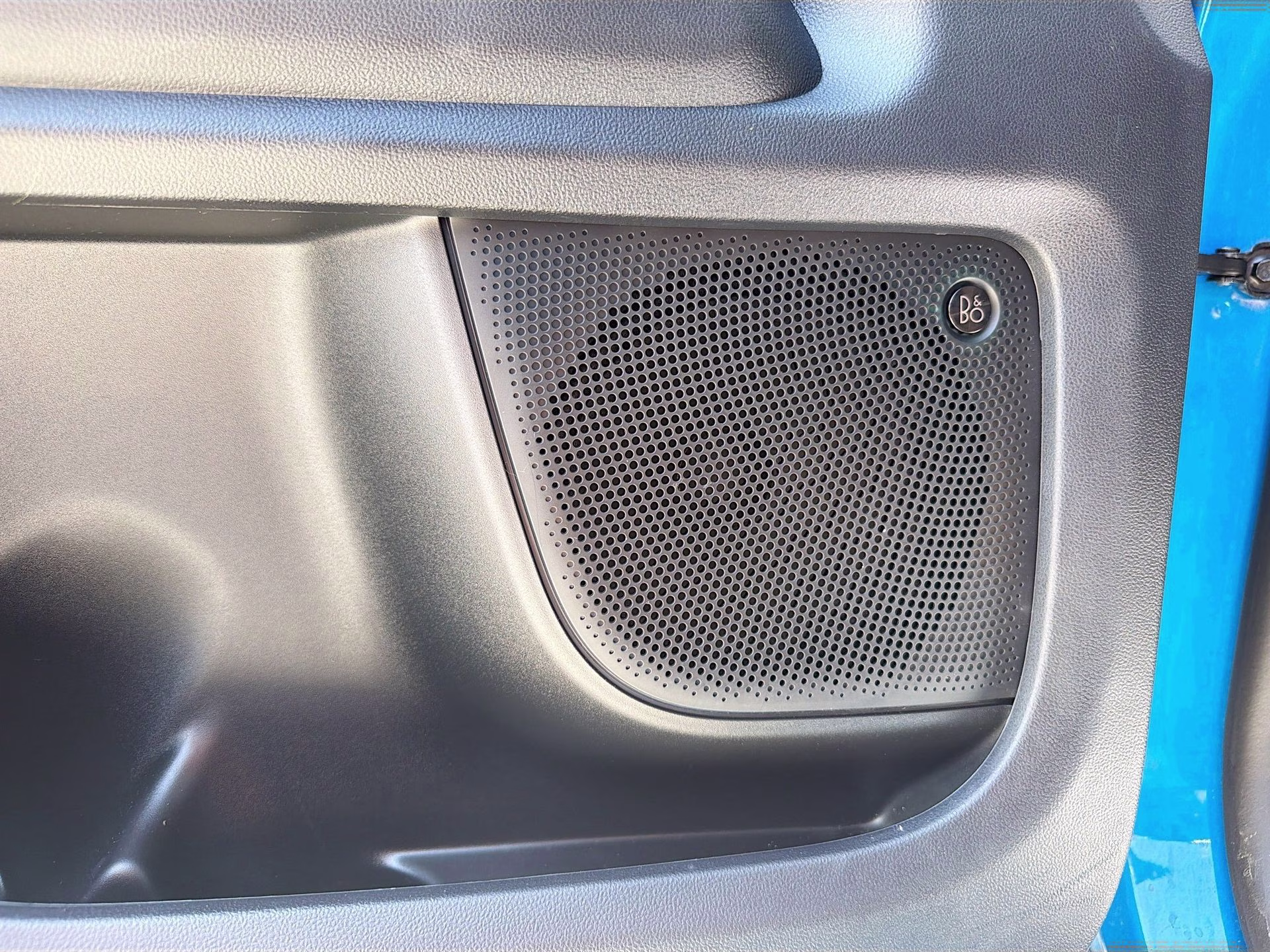 2025 Velocity Blue Metallic Ford Bronco Sport Outer Banks 4X4 SUV