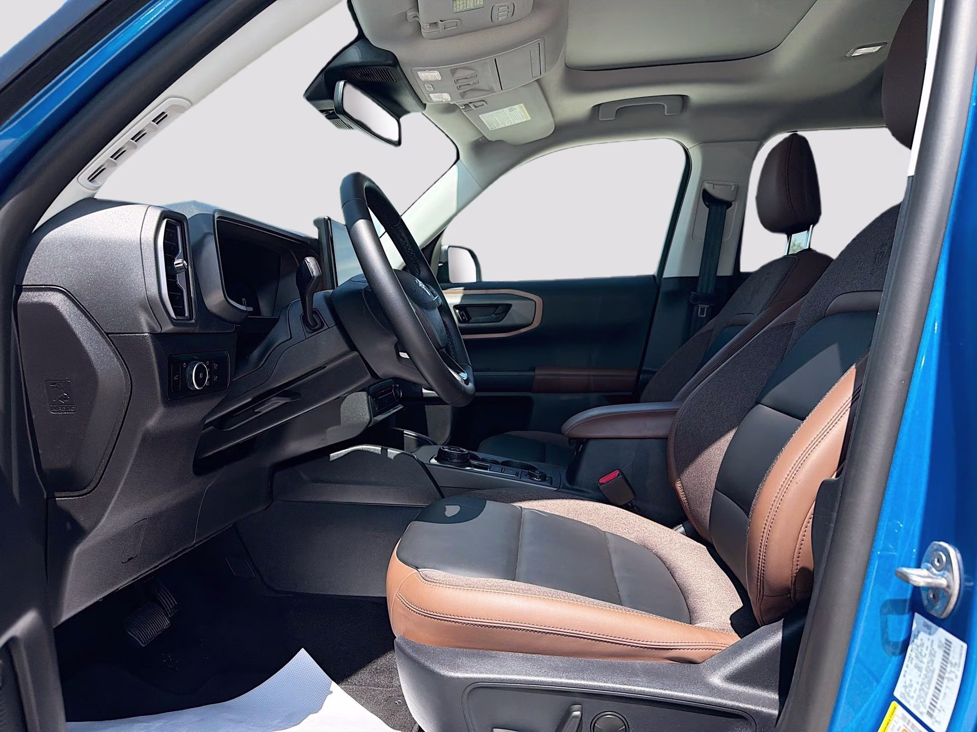 2025 Velocity Blue Metallic Ford Bronco Sport Outer Banks 4X4 SUV