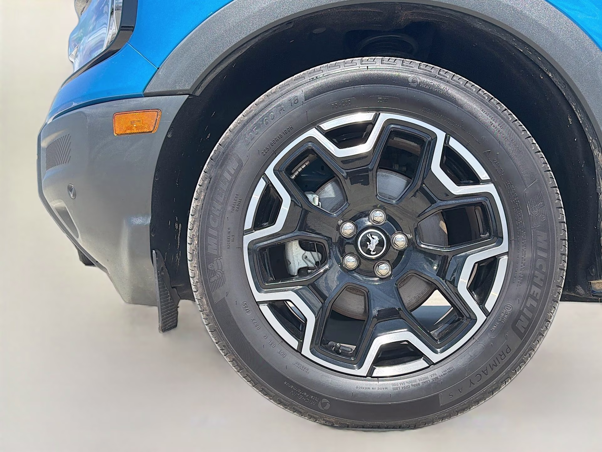 2025 Velocity Blue Metallic Ford Bronco Sport Outer Banks 4X4 SUV