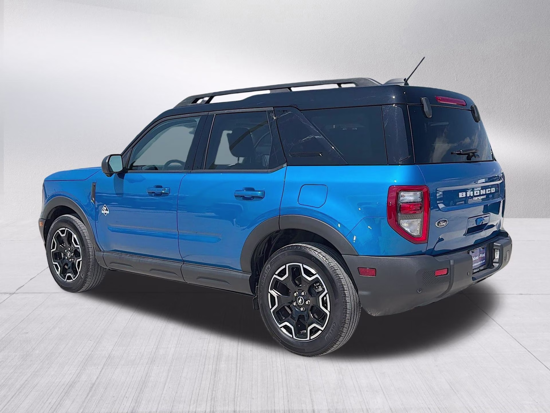 2025 Velocity Blue Metallic Ford Bronco Sport Outer Banks 4X4 SUV