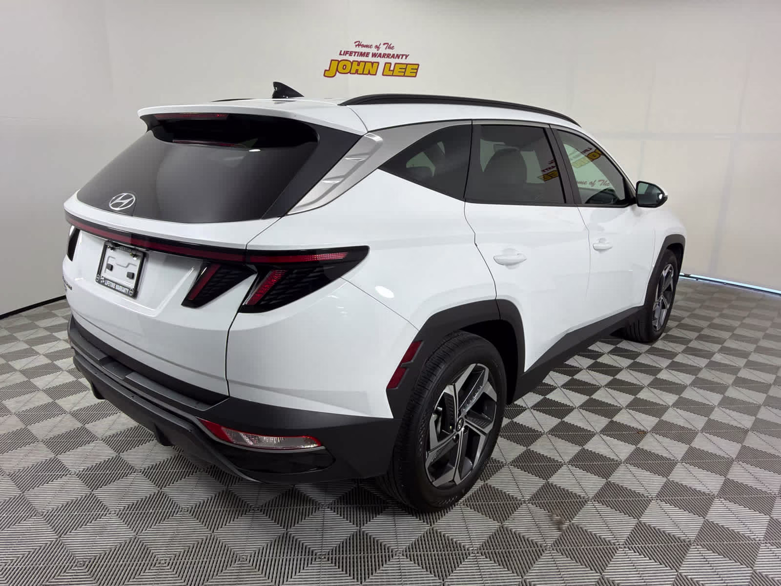 2023 Serenity White Pearl Hyundai Tucson SEL FWD SUV