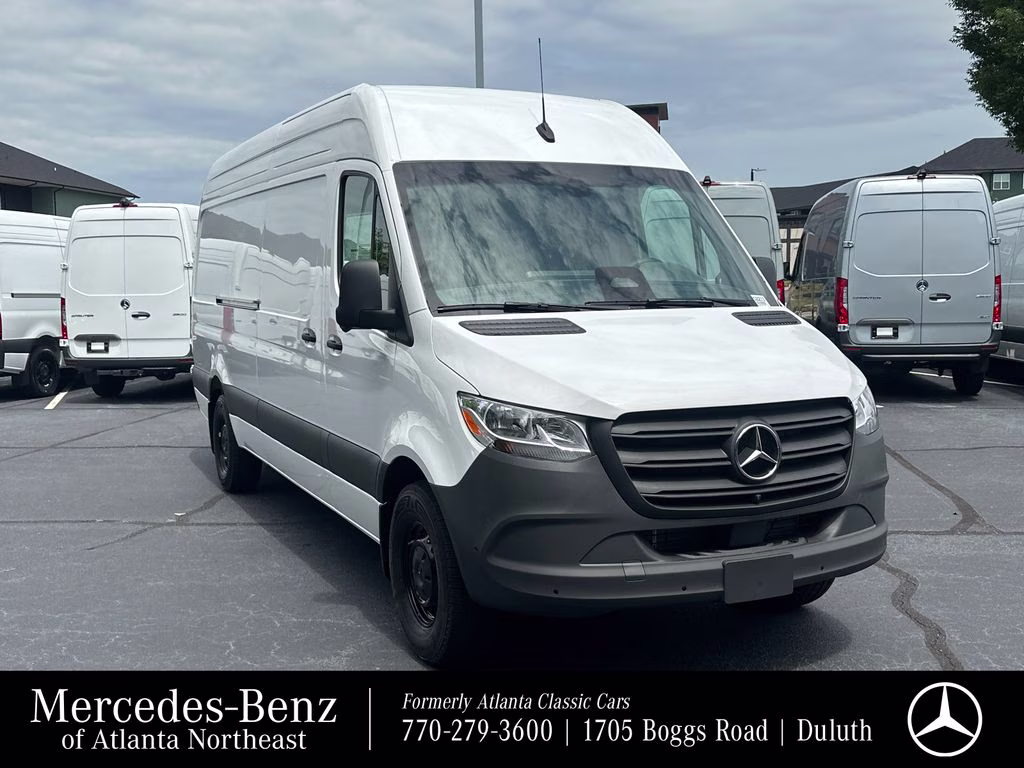 2026 Arctic Mercedes-Benz Sprinter 2500 Cargo 170 WB RWD Van