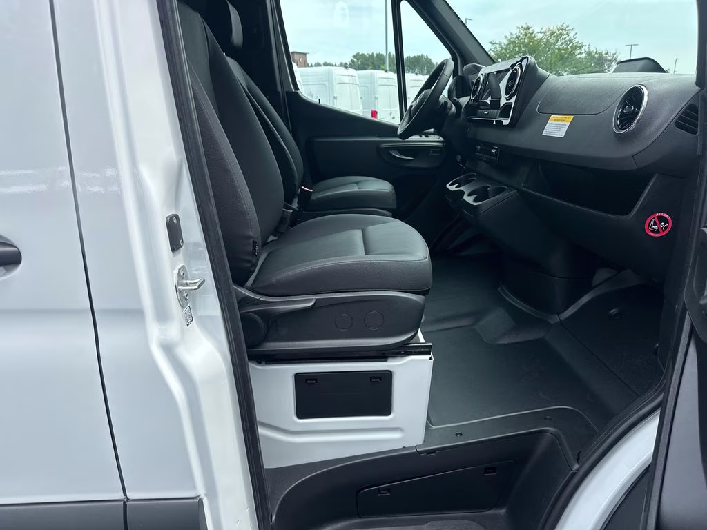 2026 Arctic Mercedes-Benz Sprinter 2500 Cargo 170 WB RWD Van