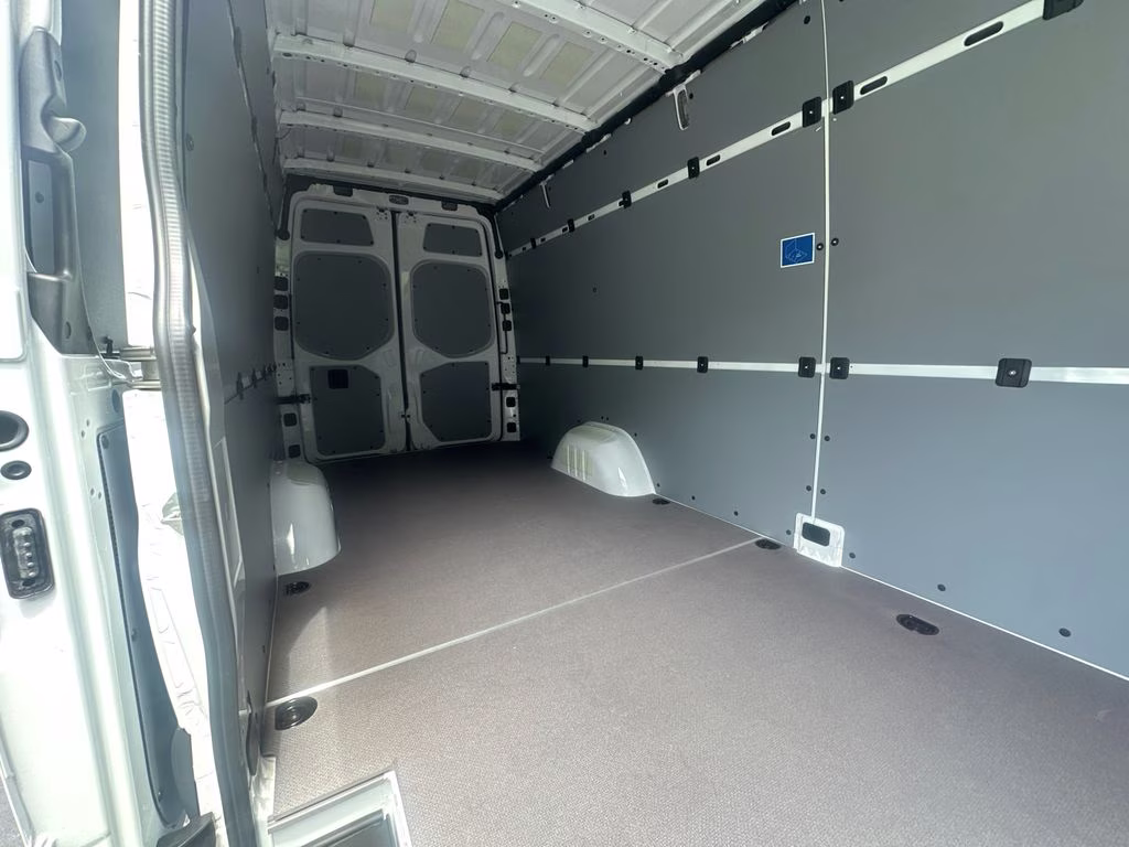 2026 Arctic Mercedes-Benz Sprinter 2500 Cargo 170 WB RWD Van