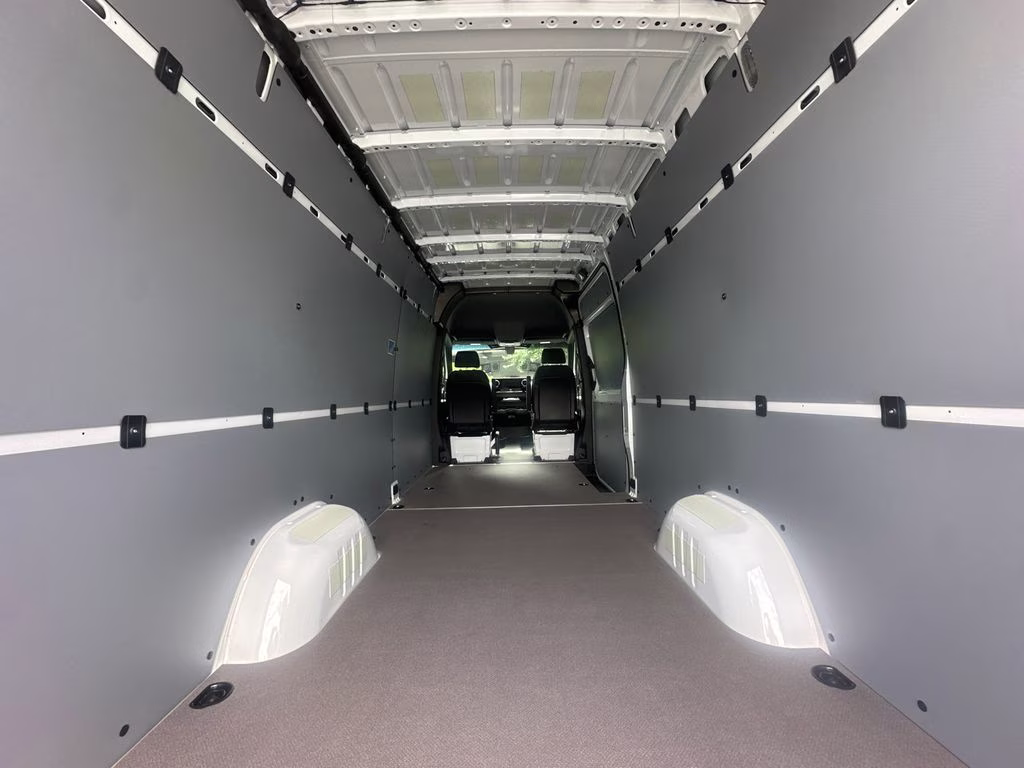 2026 Arctic Mercedes-Benz Sprinter 2500 Cargo 170 WB RWD Van