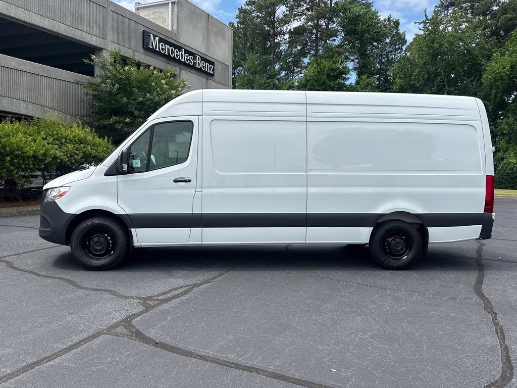 2026 Arctic Mercedes-Benz Sprinter 2500 Cargo 170 WB RWD Van