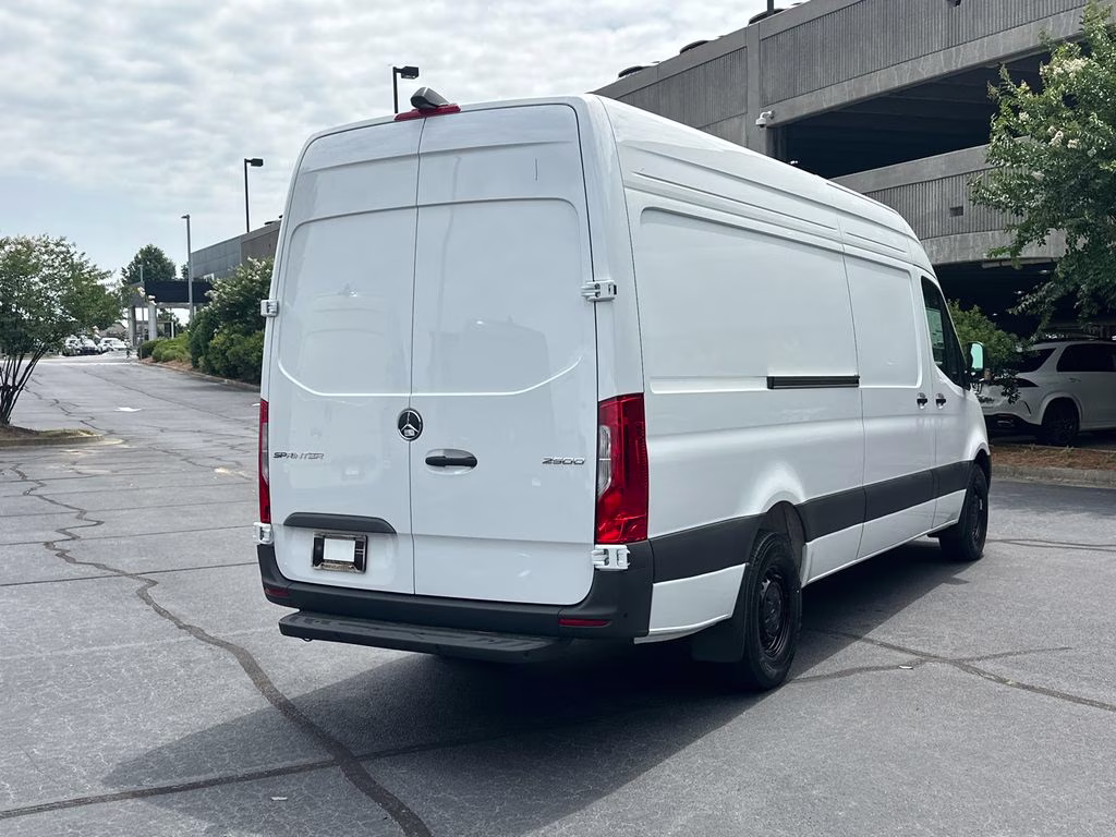 2026 Arctic Mercedes-Benz Sprinter 2500 Cargo 170 WB RWD Van