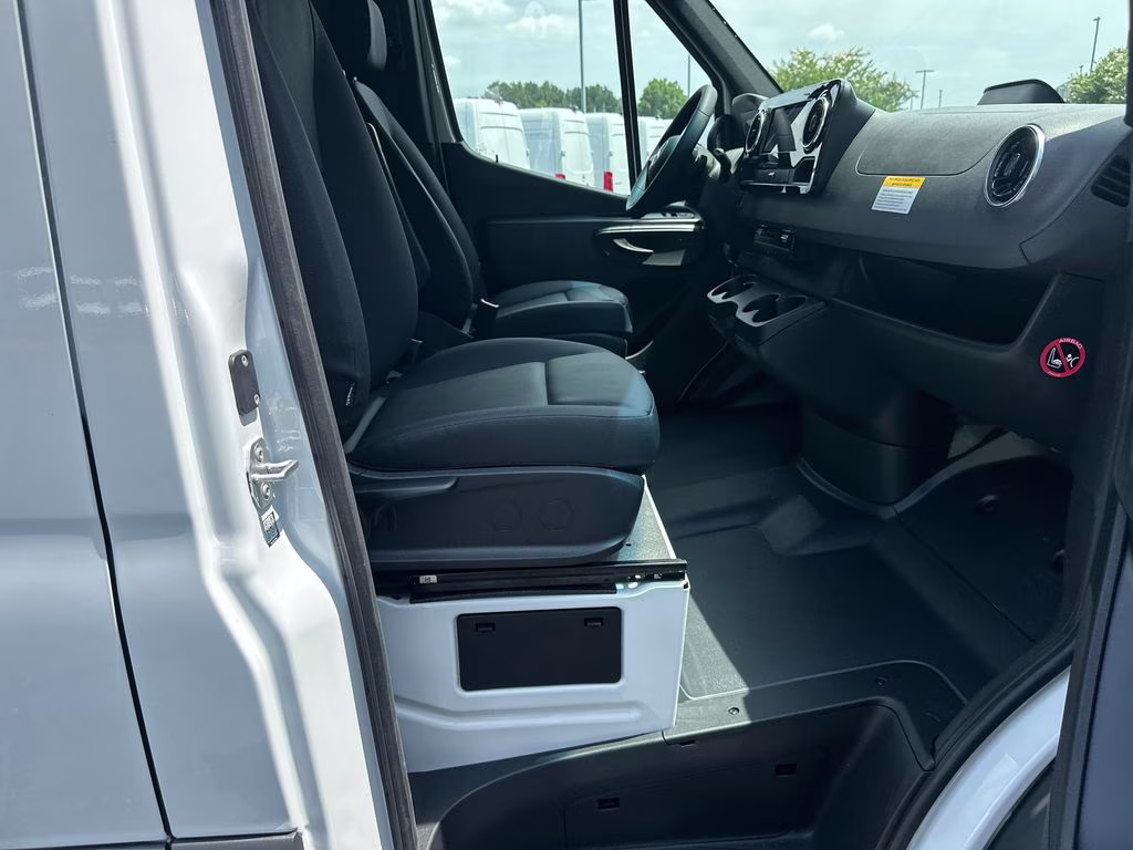 2026 Arctic Mercedes-Benz Sprinter 2500 Cargo 170 WB RWD Van